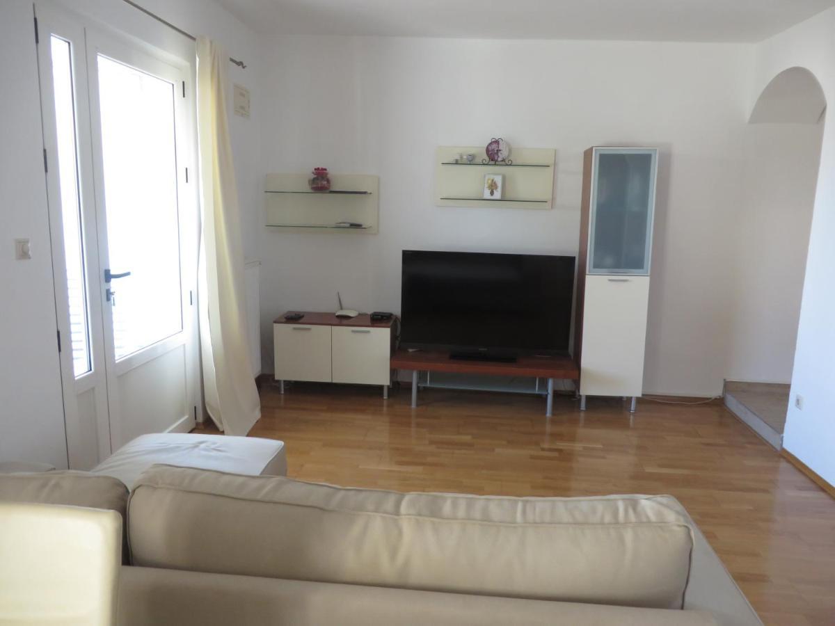 Apartments Tonka Pakoštane Extérieur photo