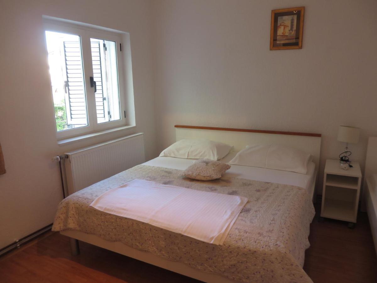 Apartments Tonka Pakoštane Extérieur photo